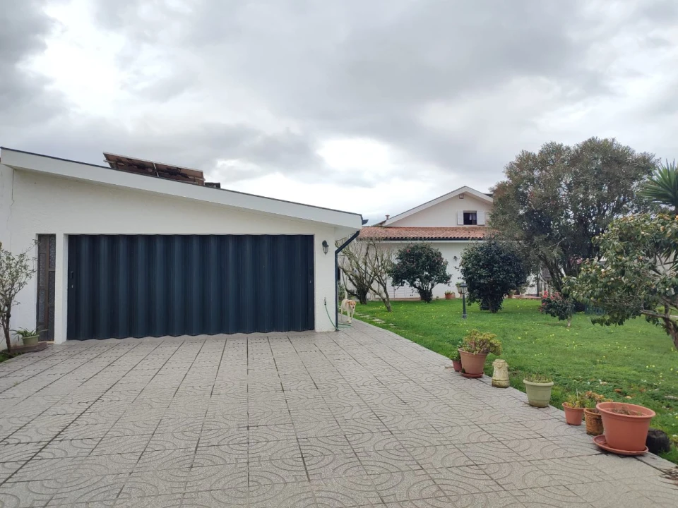 Moradia T9 para Venda em Vila Nova de Gaia Foto 23