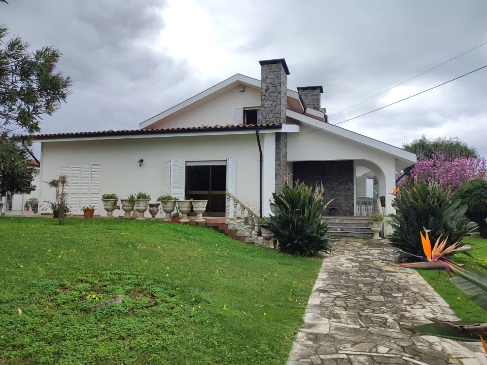 Moradia T9 para Venda em Vila Nova de Gaia Foto 33