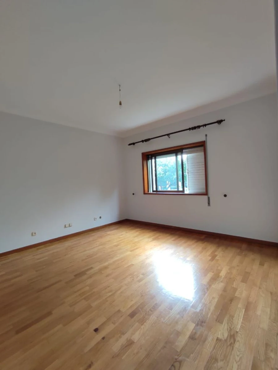 Moradia T9 para Venda em Vila Nova de Gaia Foto 65