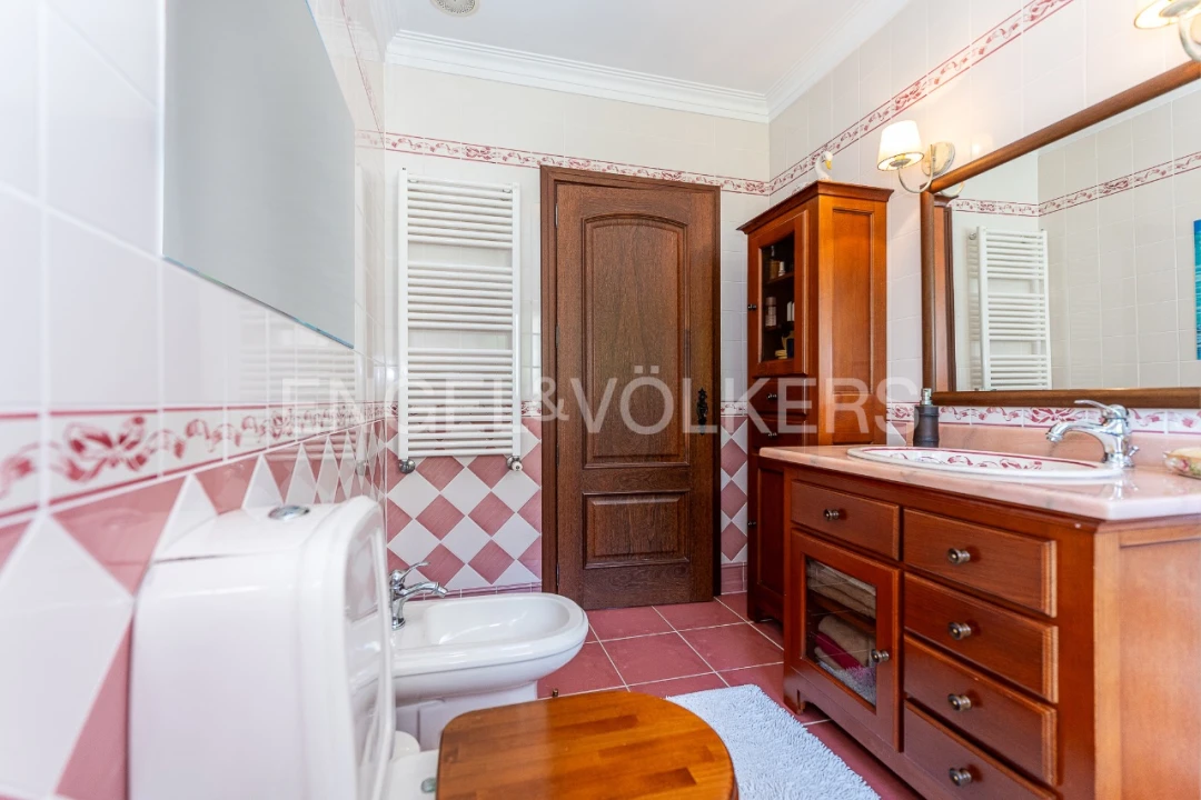 Moradia T4 para Venda em Lemenhe Foto 51