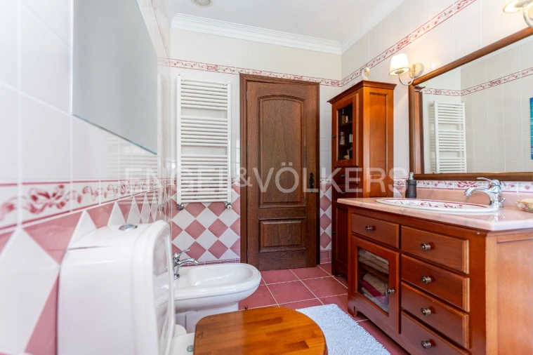 Moradia T4 para Venda em Lemenhe Foto 51