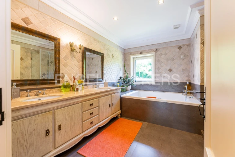 Moradia T4 para Venda em Lemenhe Foto 56