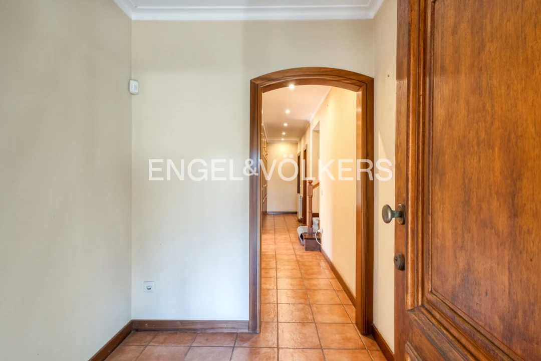 Moradia T4 para Venda em Santa Maria de Arnoso Foto 9