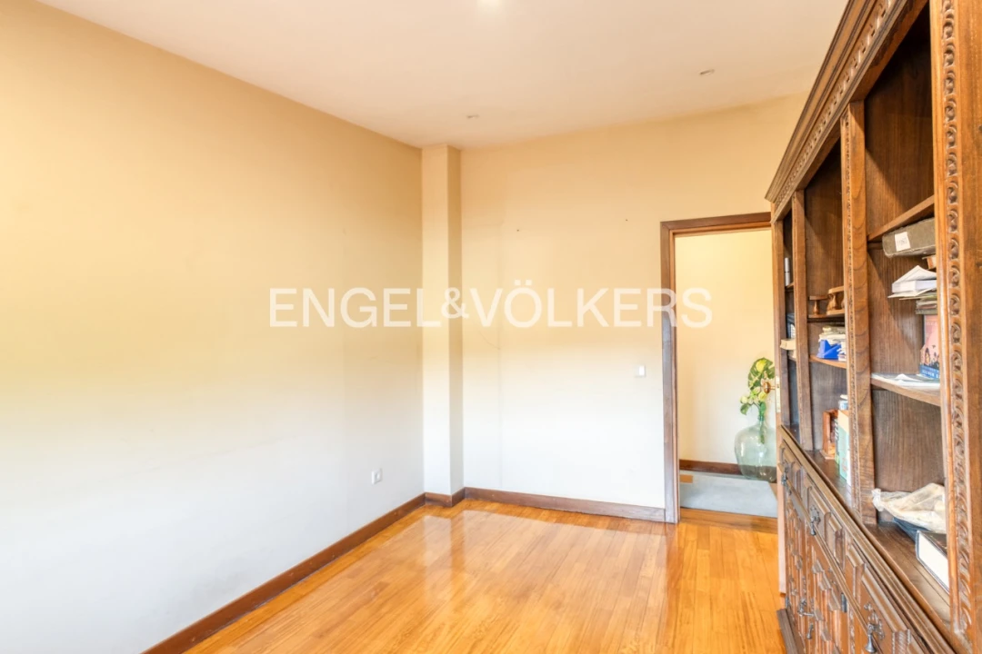 Moradia T4 para Venda em Santa Maria de Arnoso Foto 16