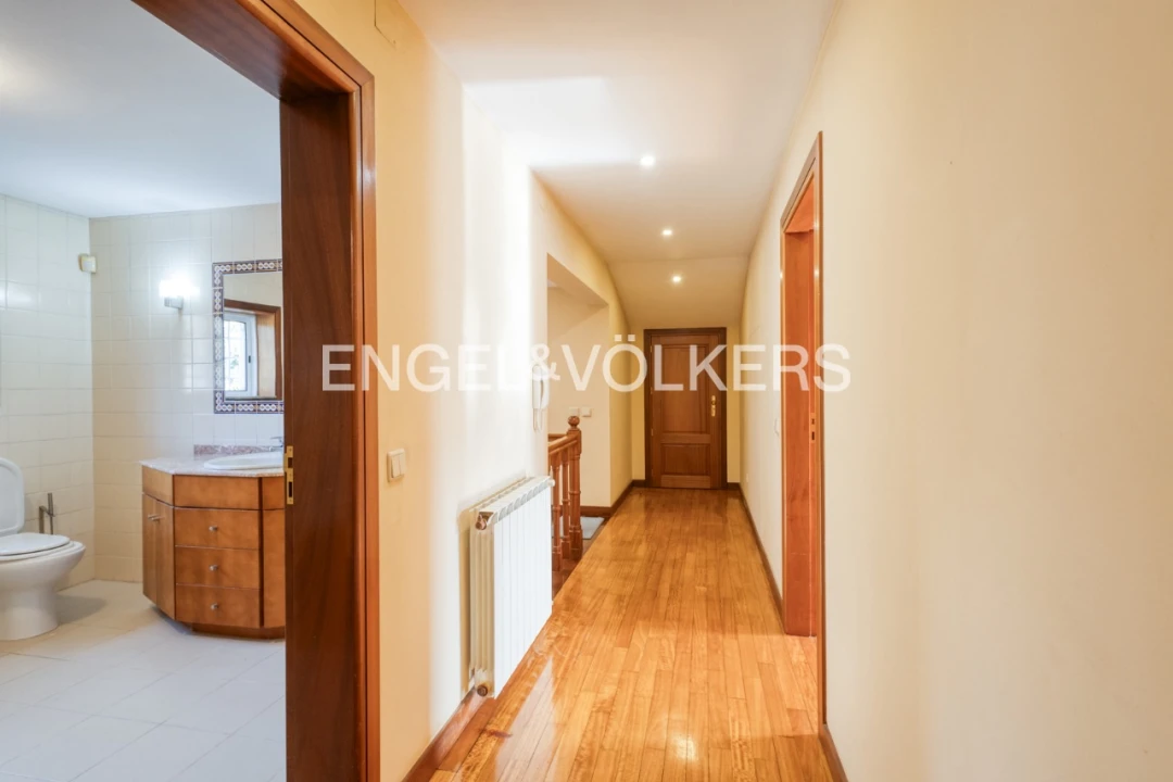 Moradia T4 para Venda em Santa Maria de Arnoso Foto 22