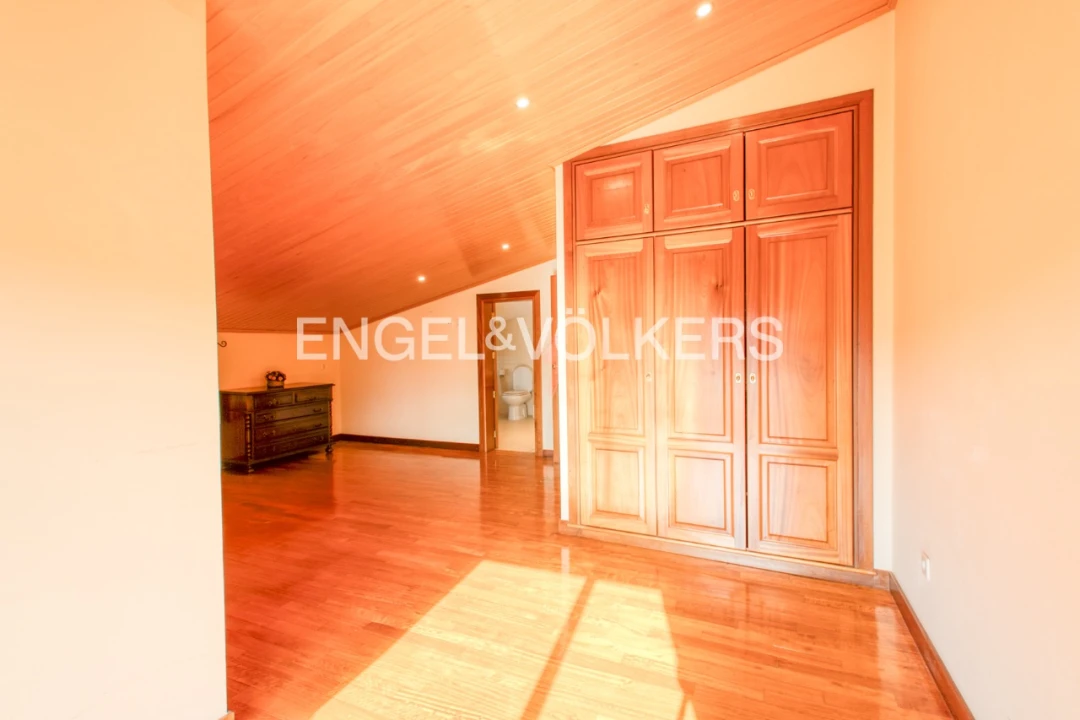 Moradia T4 para Venda em Santa Maria de Arnoso Foto 28