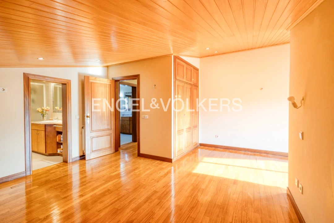 Moradia T4 para Venda em Santa Maria de Arnoso Foto 30