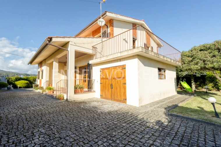 Moradia T7 para Venda em Viana do Castelo Foto 1