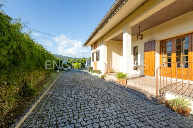 Moradia T7 para Venda em Viana do Castelo Foto 16