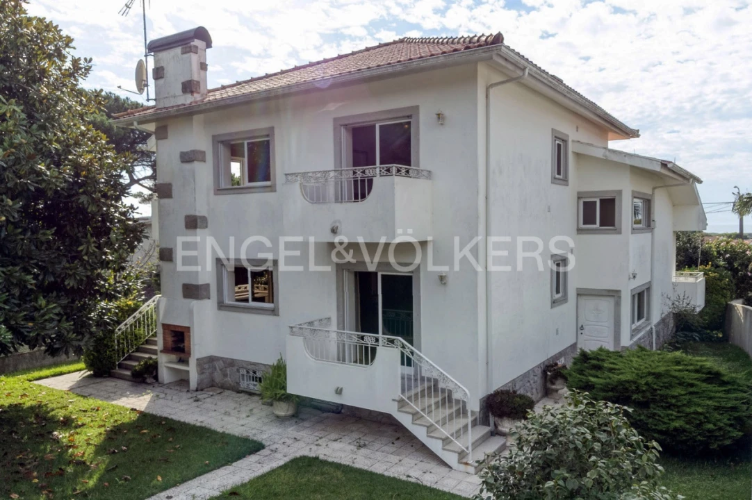 Moradia T4 para Venda em Afife Foto 4