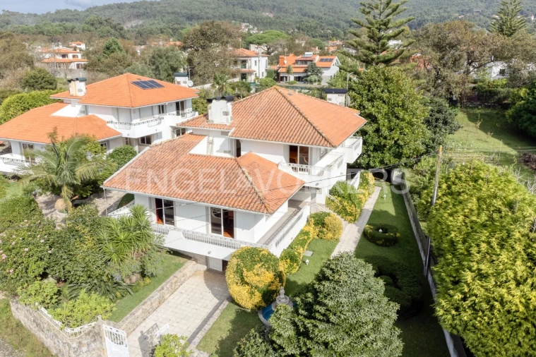 Moradia T4 para Venda em Afife Foto 1