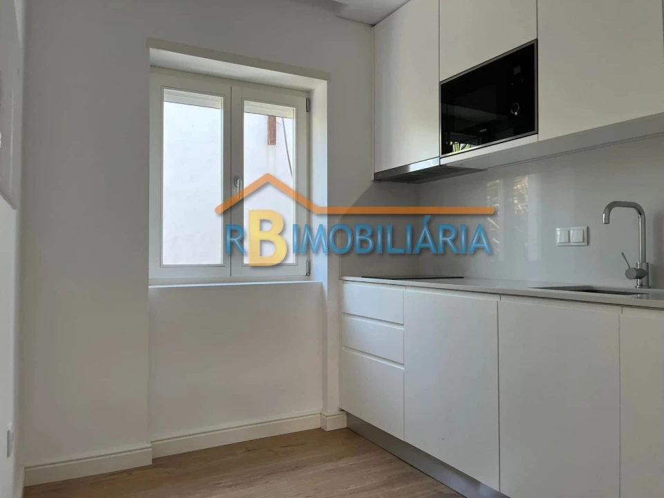 Apartamento T0 para Venda em Arouca Foto 3