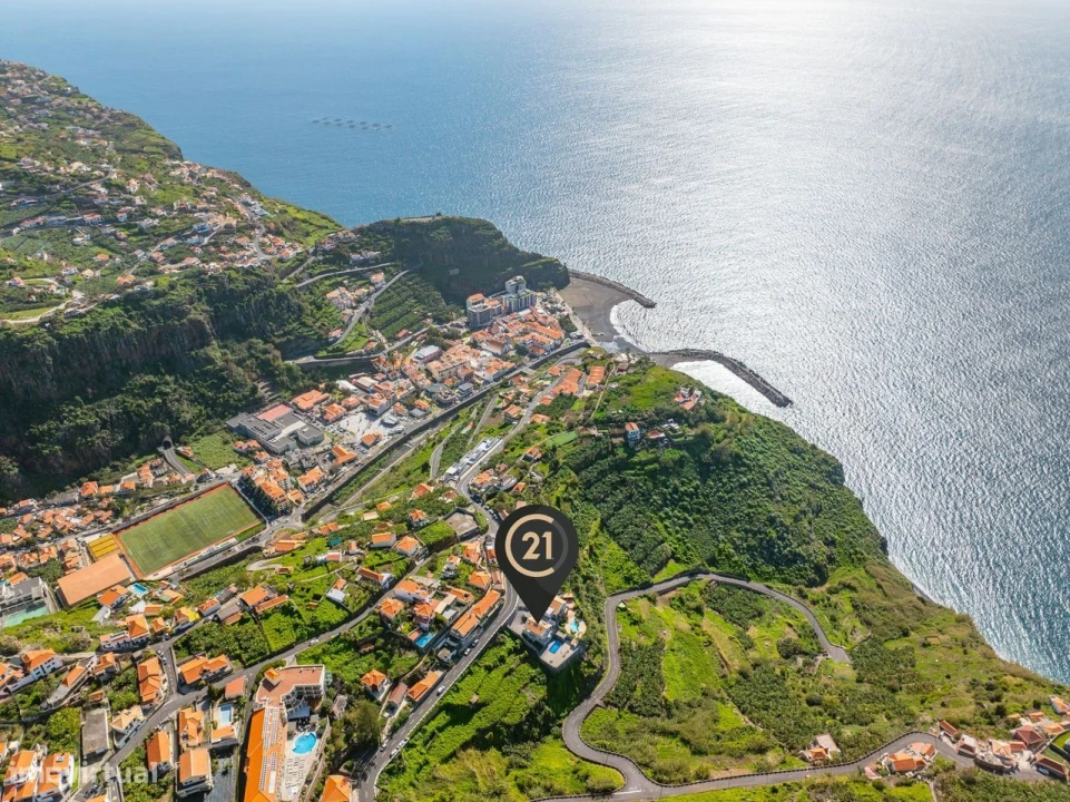 Moradia T3 para Venda em Ribeira Brava Foto 3