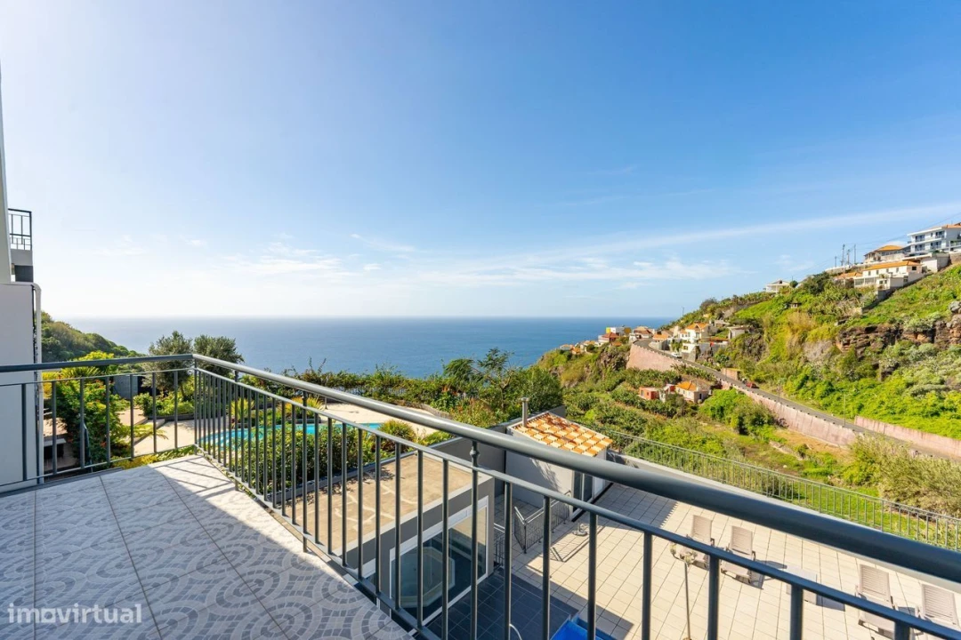 Moradia T3 para Venda em Ribeira Brava Foto 12