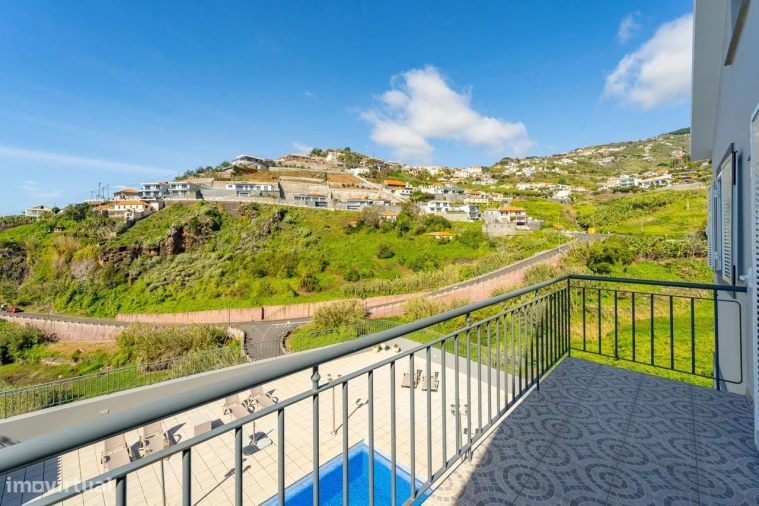 Moradia T3 para Venda em Ribeira Brava Foto 11