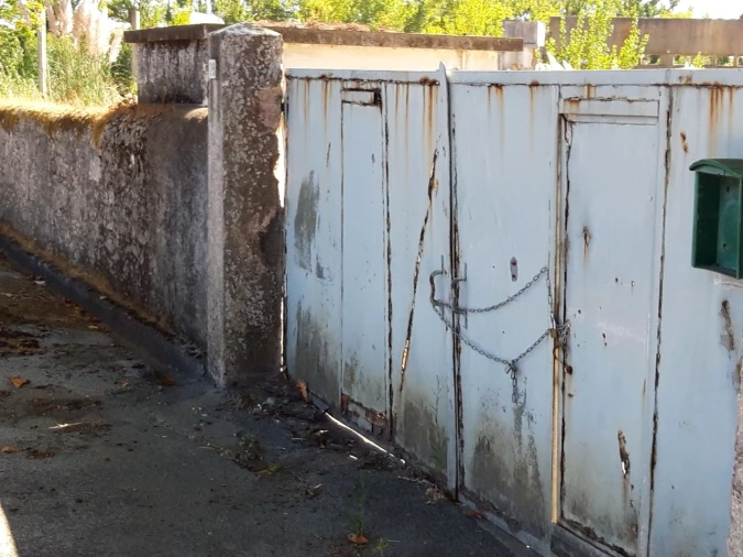 Prédio para Venda em Pero Pinheiro Foto 10