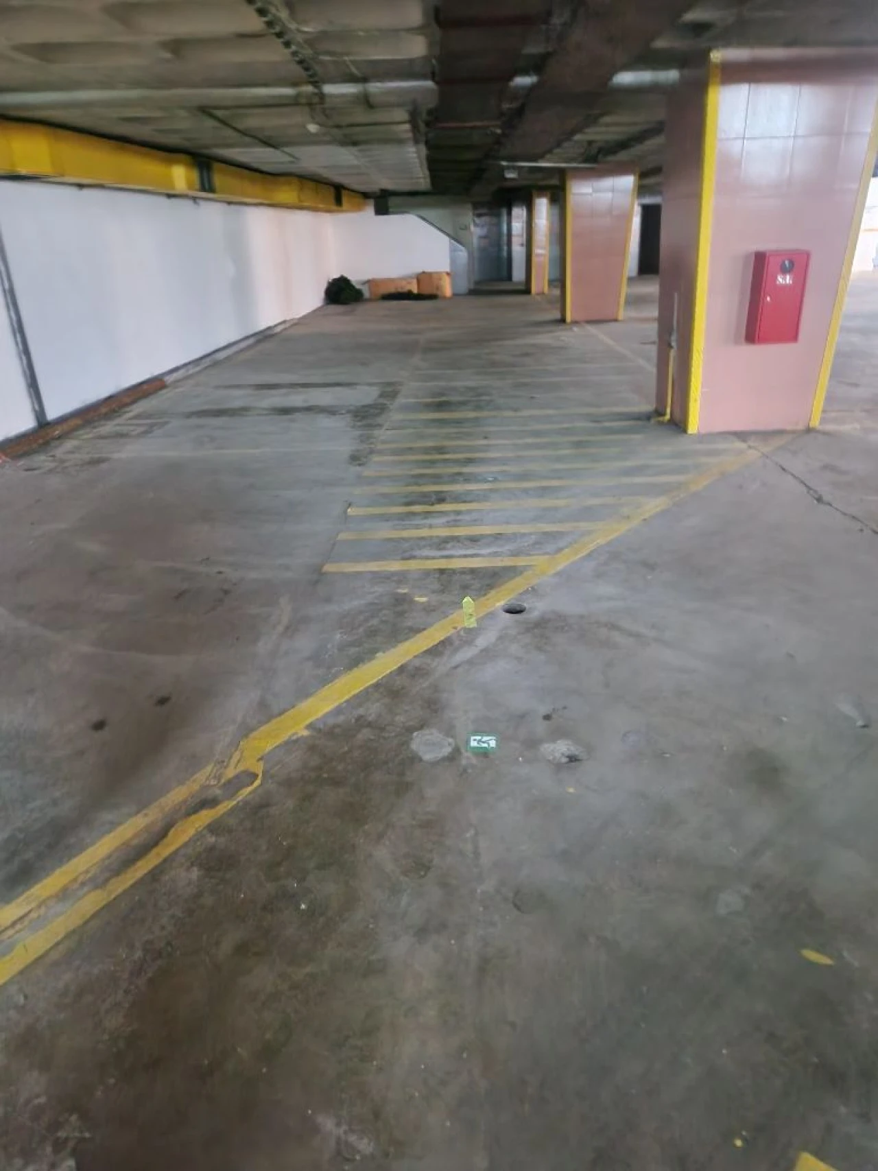 Garagem para Venda em Amadora Foto 3