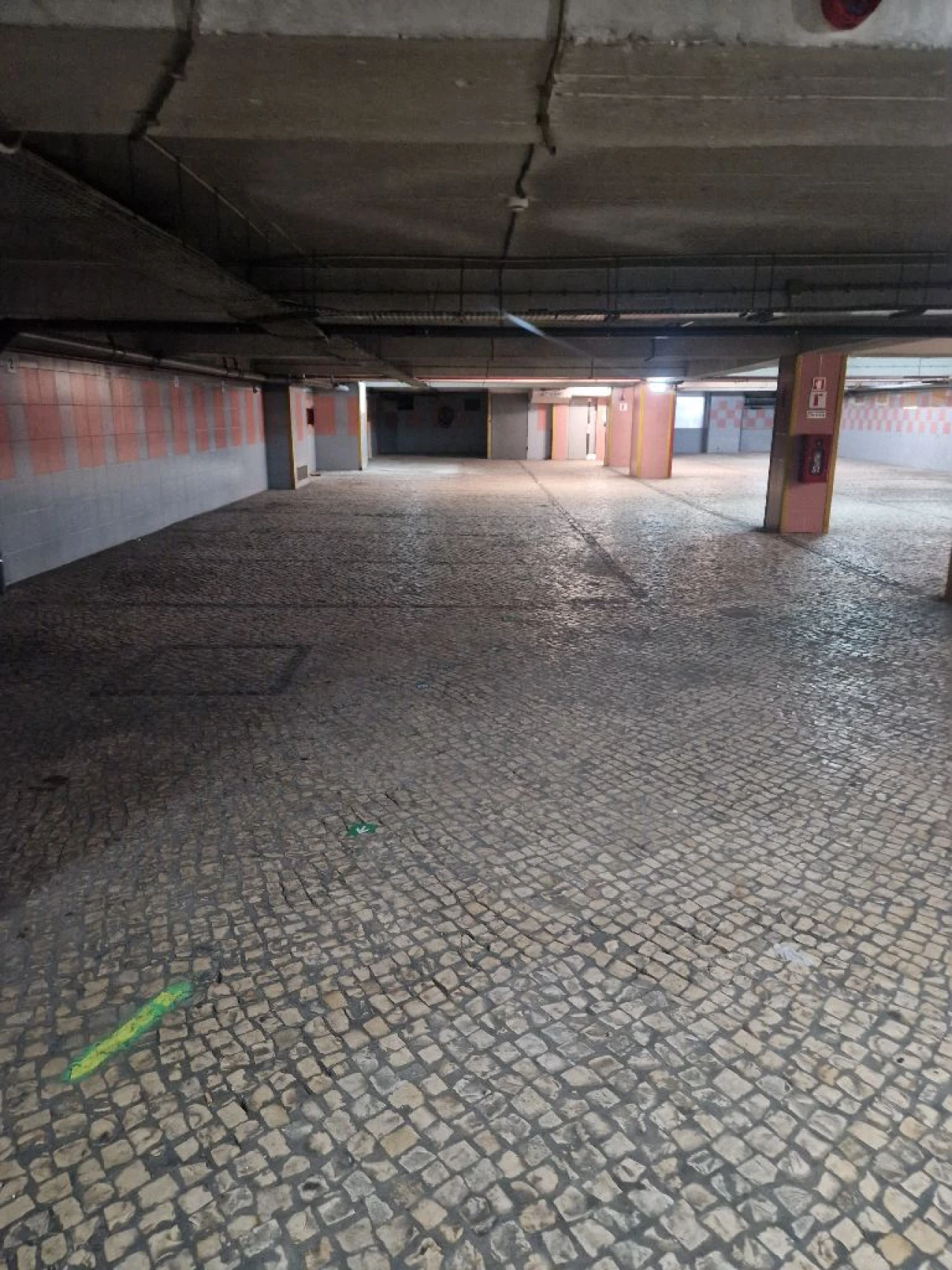 Garagem para Venda em Amadora Foto 8