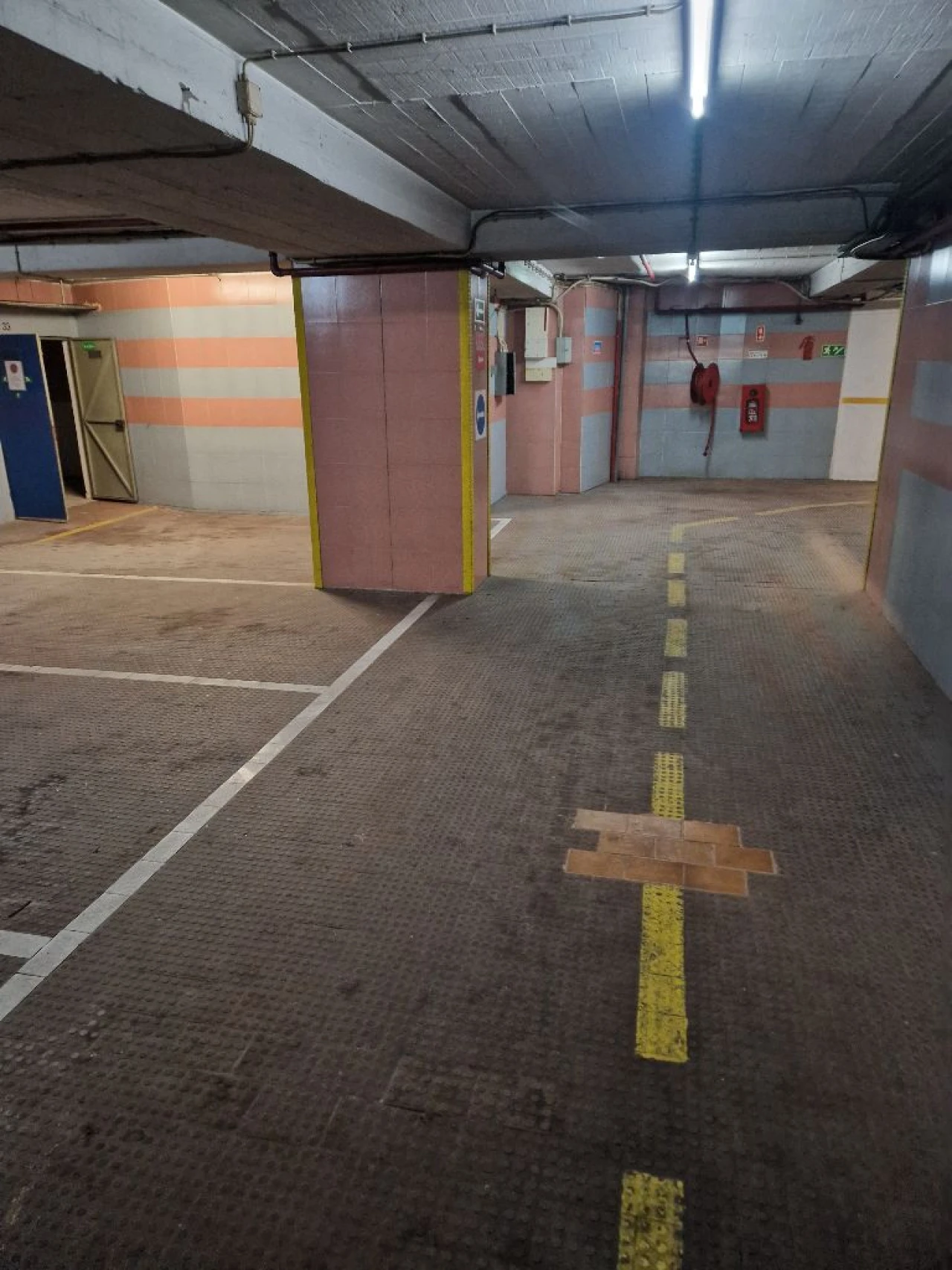 Garagem para Venda em Amadora Foto 26