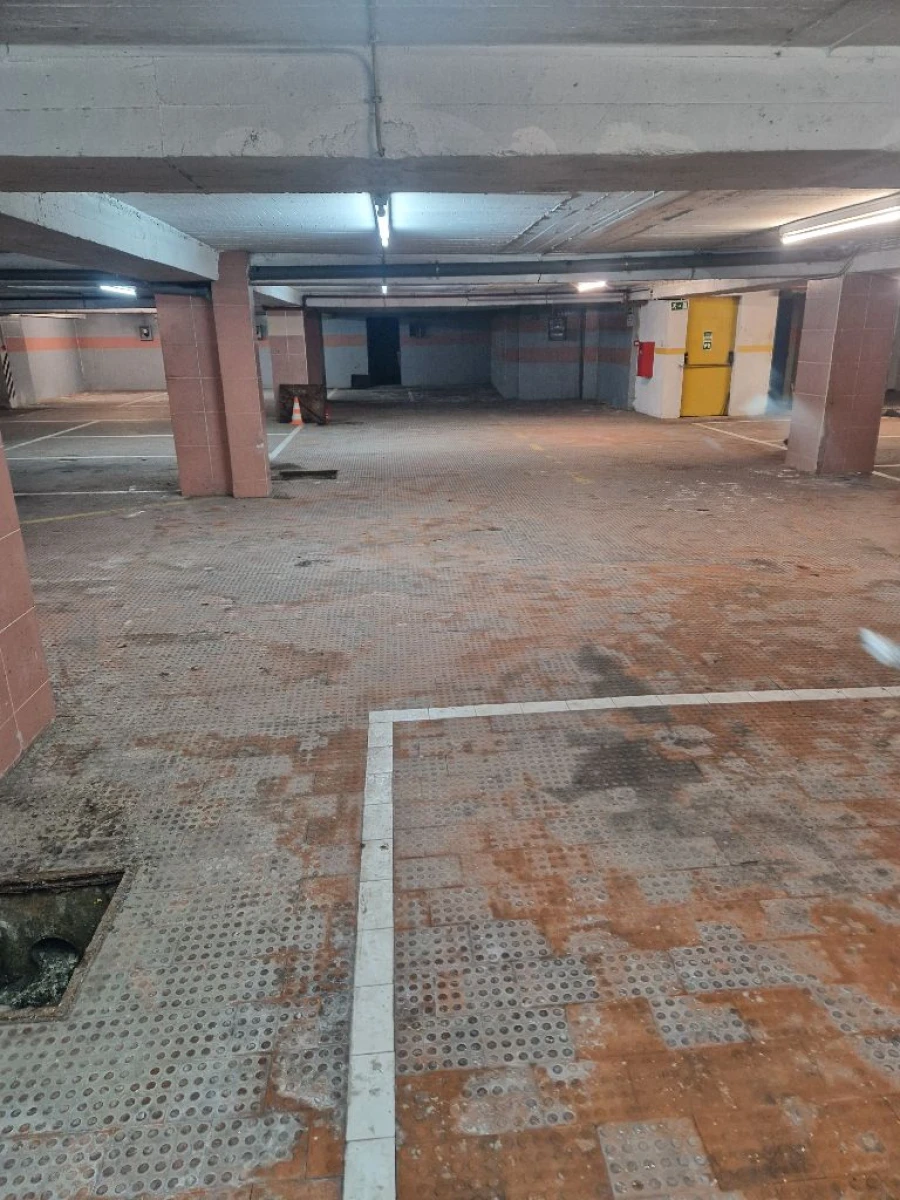 Garagem para Venda em Amadora Foto 31