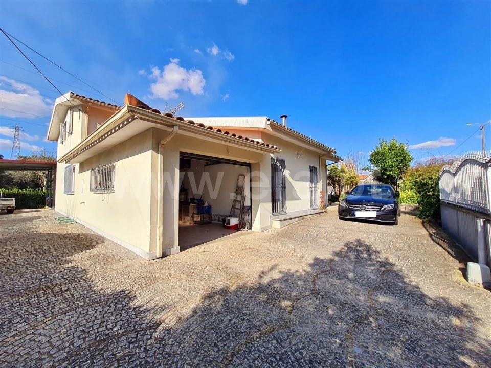 Moradia T3 para Venda em Monsul Foto 24