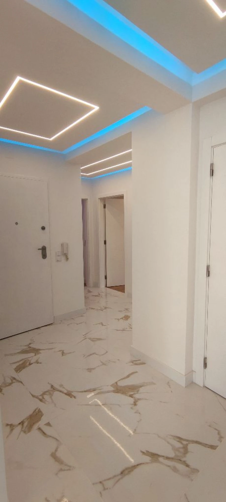 Apartamento T2 para Venda em Quarteira Foto 8