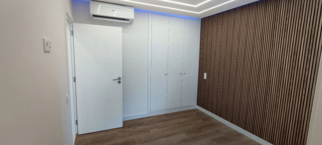 Apartamento T2 para Venda em Quarteira Foto 9