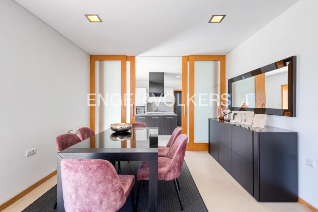 Moradia T5 para Venda em Torres Foto 8