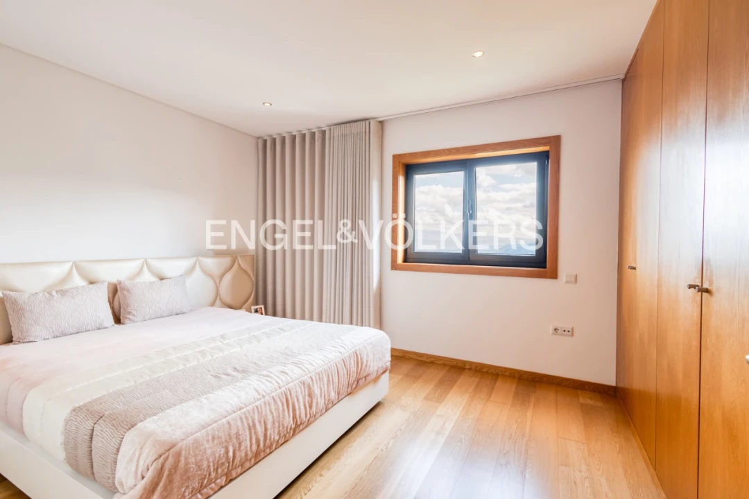 Moradia T5 para Venda em Torres Foto 14