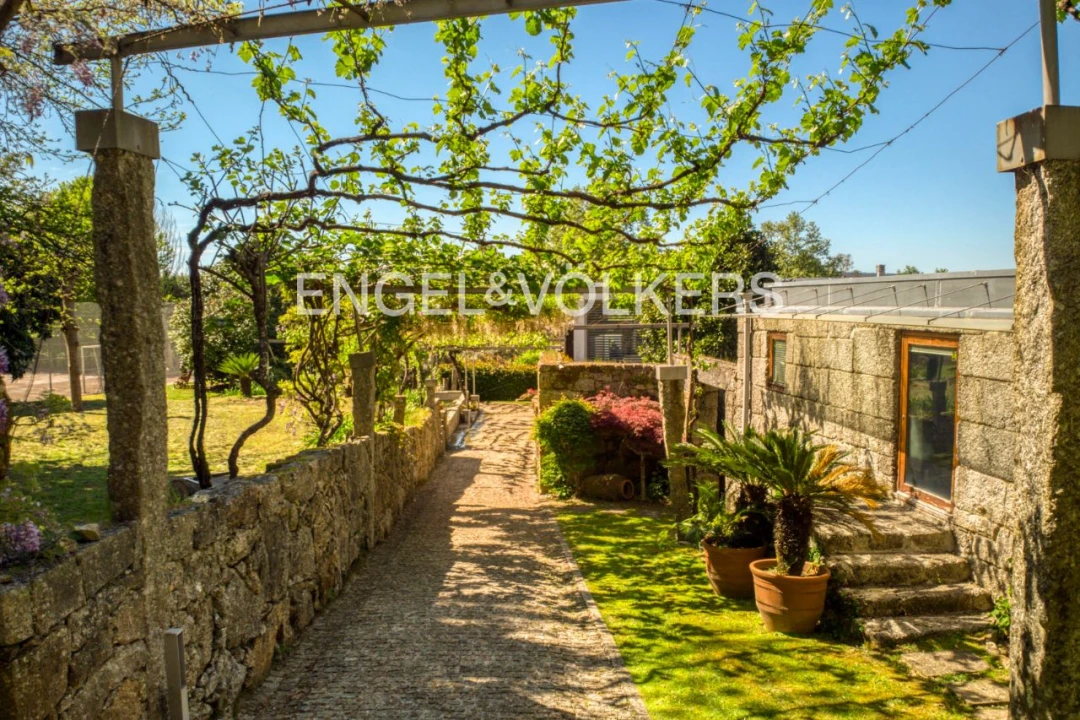 Moradia T5 para Venda em Antime Foto 21