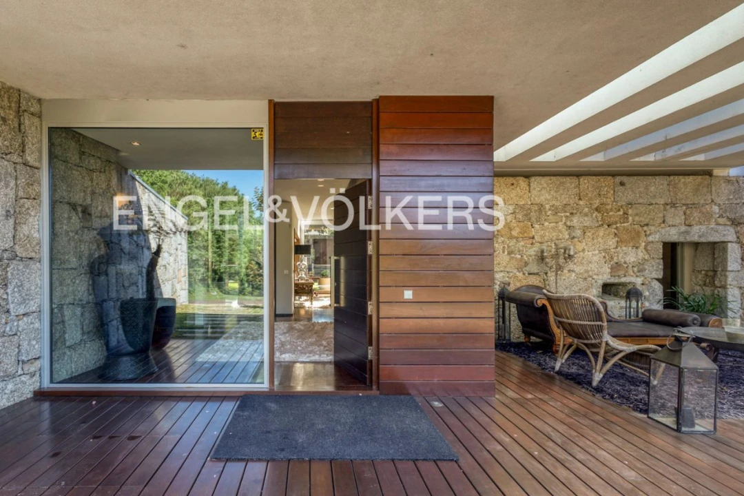 Moradia T5 para Venda em Antime Foto 13