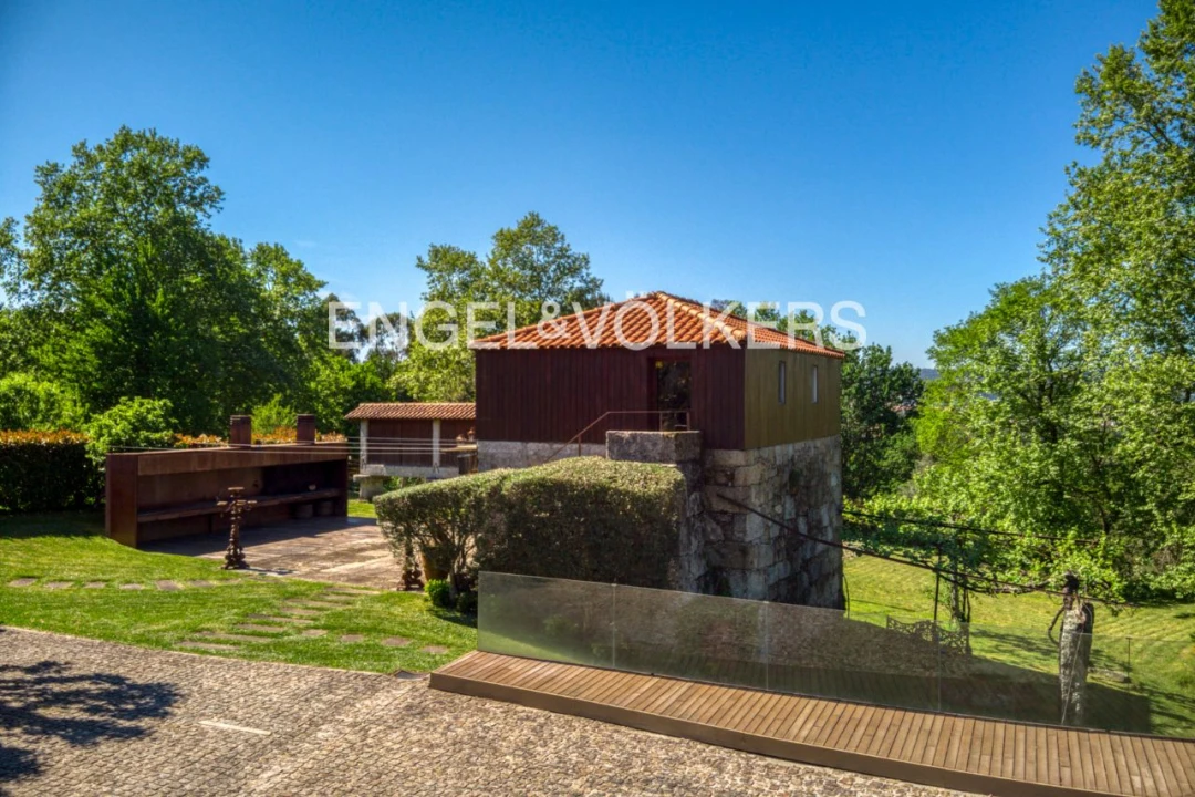 Moradia T5 para Venda em Antime Foto 18