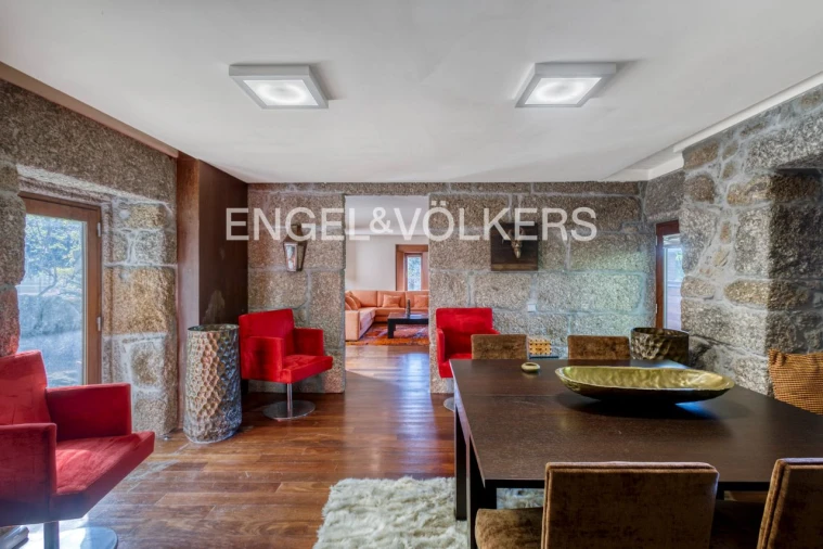 Moradia T5 para Venda em Antime Foto 5