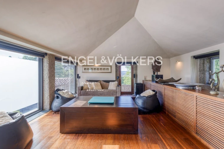 Moradia T5 para Venda em Antime Foto 12