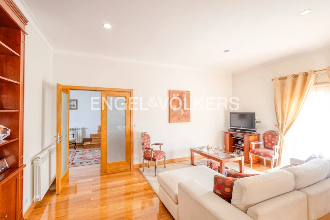 Moradia T5 para Venda em Celorico de Basto Foto 5