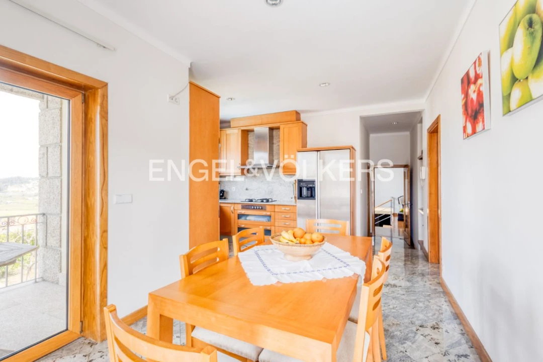 Moradia T5 para Venda em Celorico de Basto Foto 7