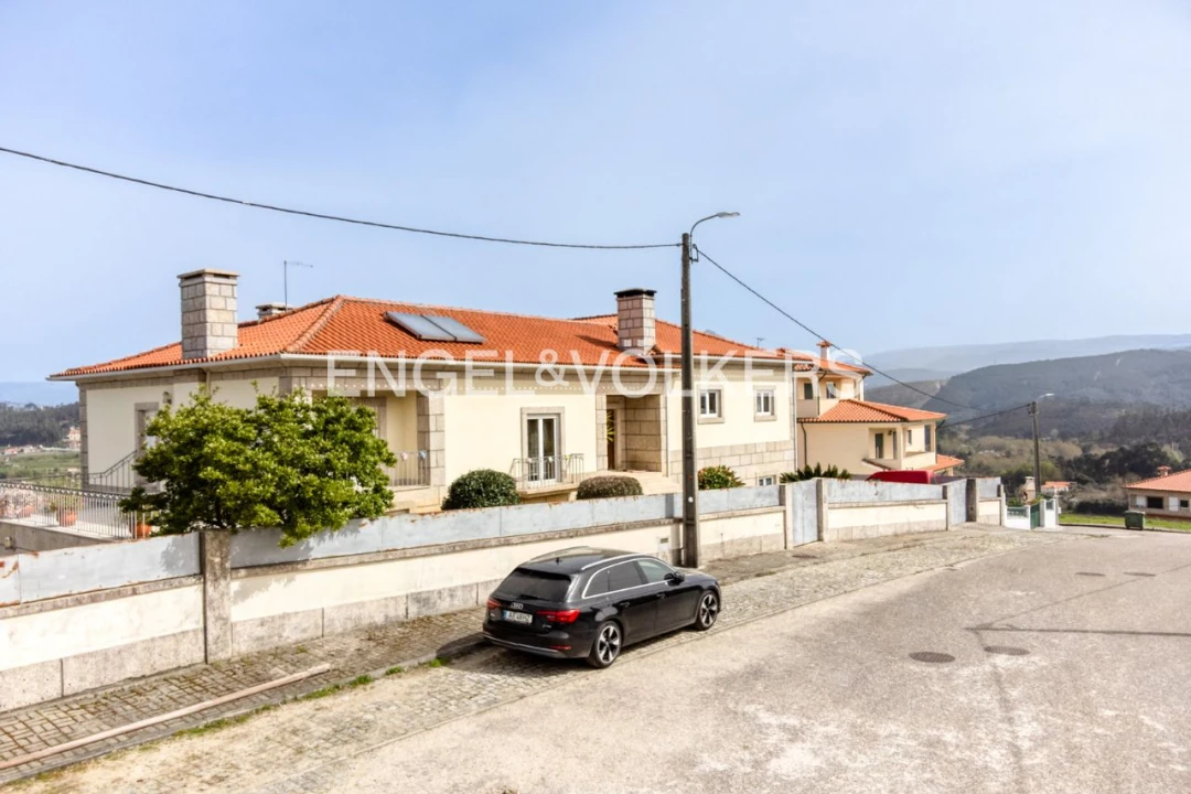 Moradia T5 para Venda em Celorico de Basto Foto 22