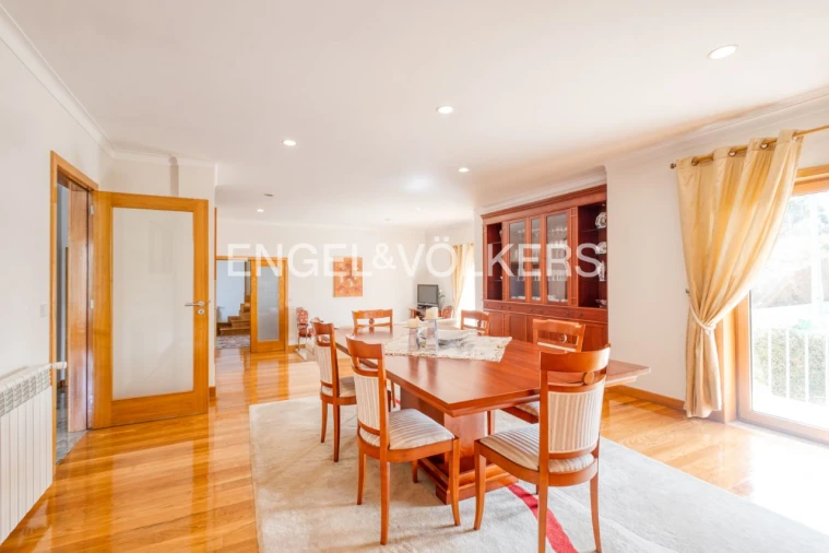 Moradia T5 para Venda em Celorico de Basto Foto 4