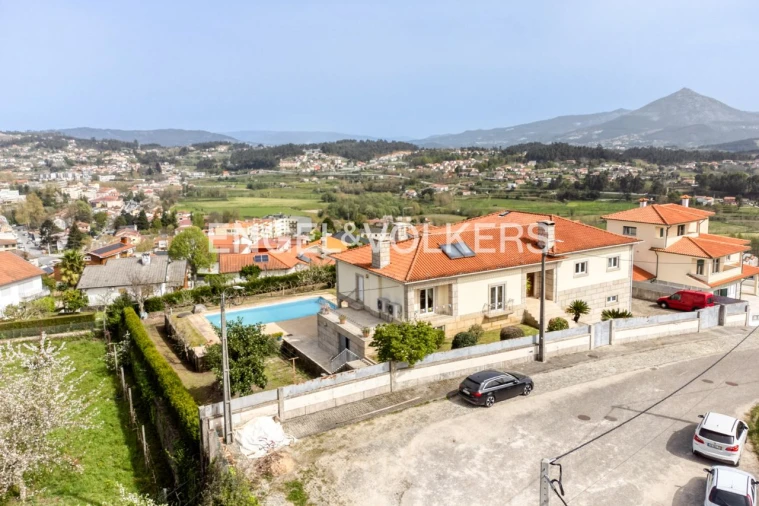 Moradia T5 para Venda em Celorico de Basto Foto 26