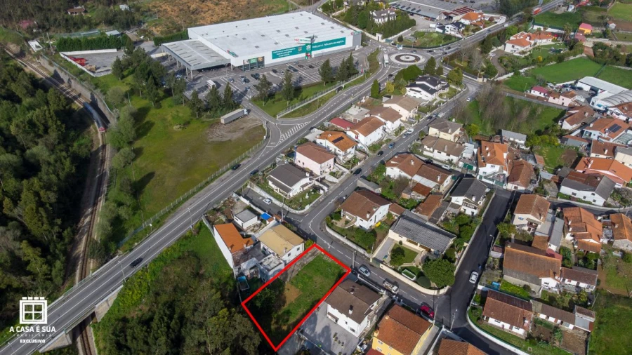 Terreno P/ Prédio para Venda em Sanfins Foto 5