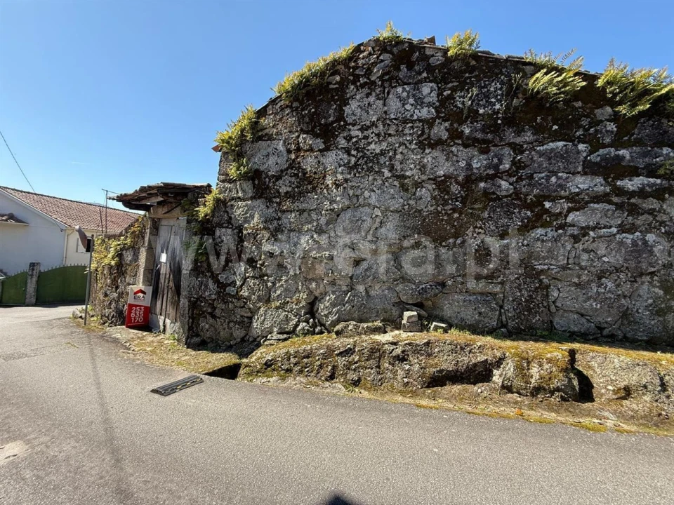 Moradia para Venda em Vilela Foto 5