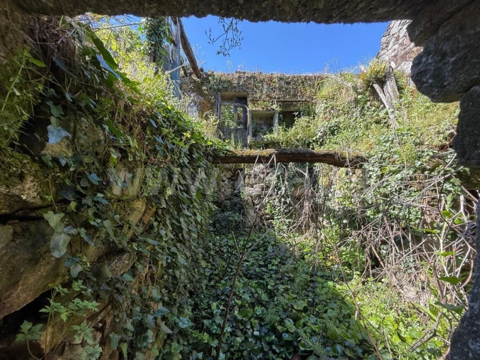 Moradia para Venda em Vilela Foto 13