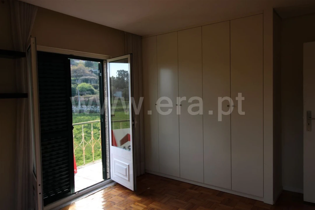 Quinta T4 para Venda em Rendufinho Foto 11