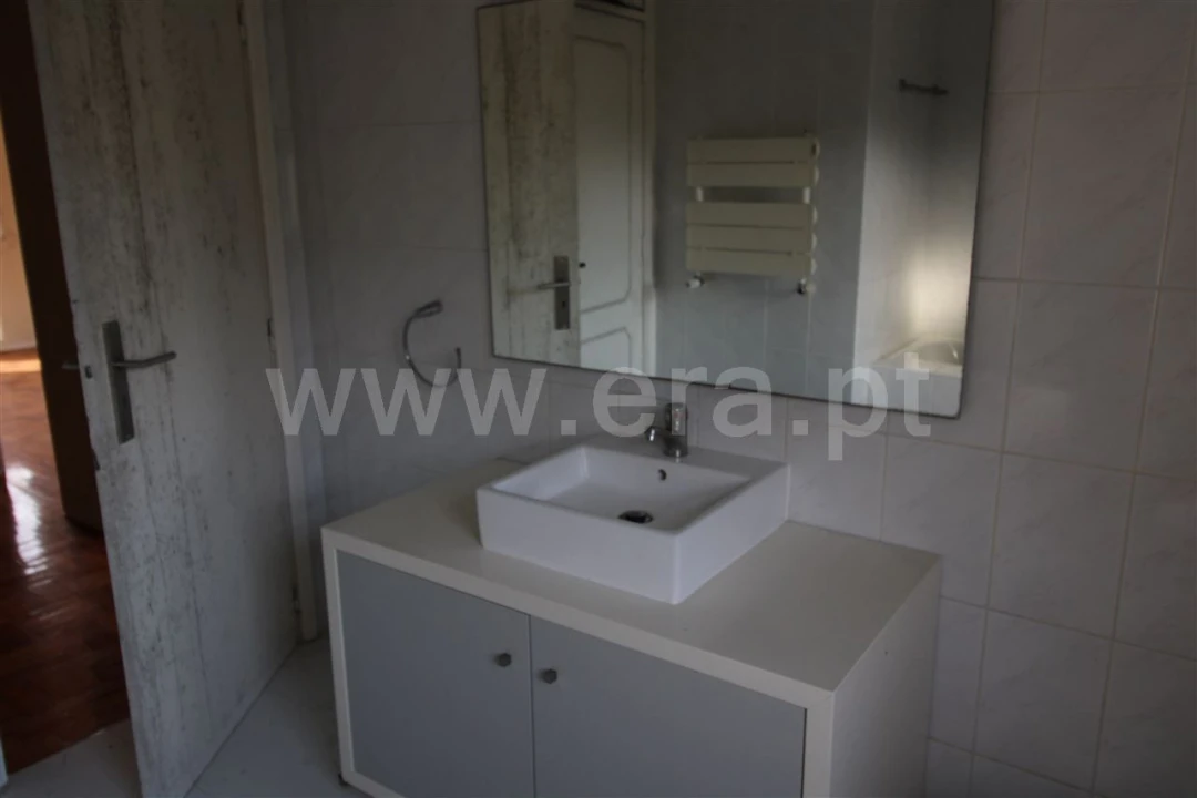 Quinta T4 para Venda em Rendufinho Foto 14