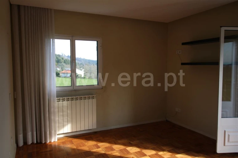 Quinta T4 para Venda em Rendufinho Foto 5