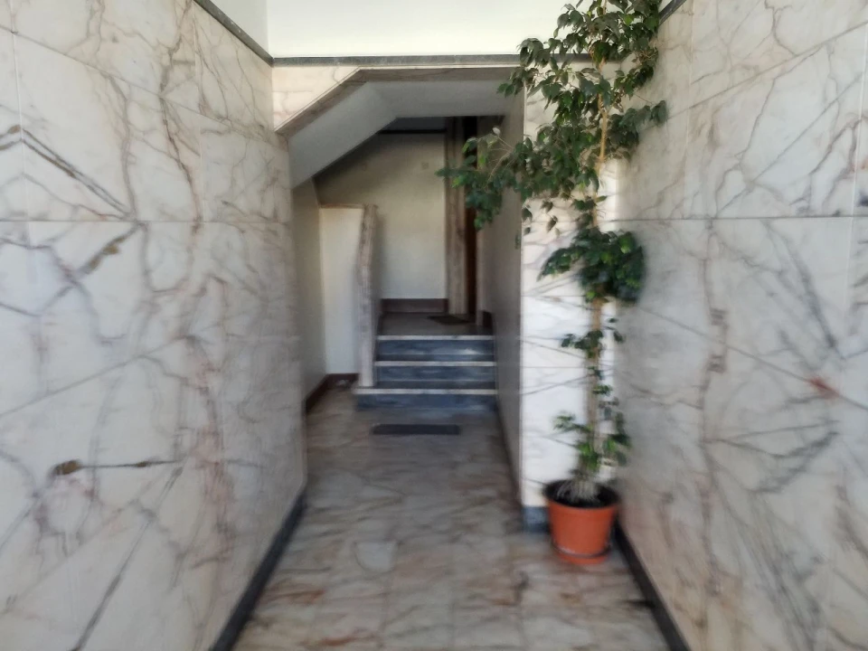 Apartamento T2 para Venda em Linda-a-Velha Foto 7