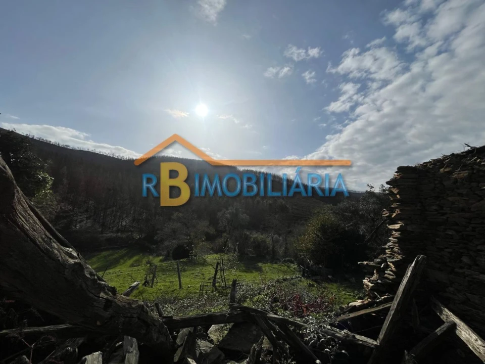 Quinta T2 para Venda em Várzeas Foto 9