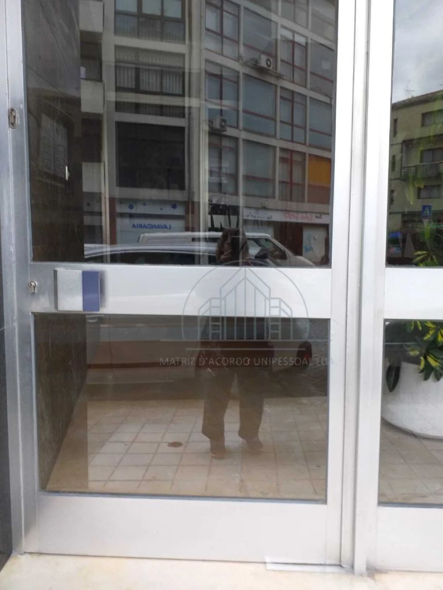 Apartamento T1 para Arrendamento em Porto Foto 1