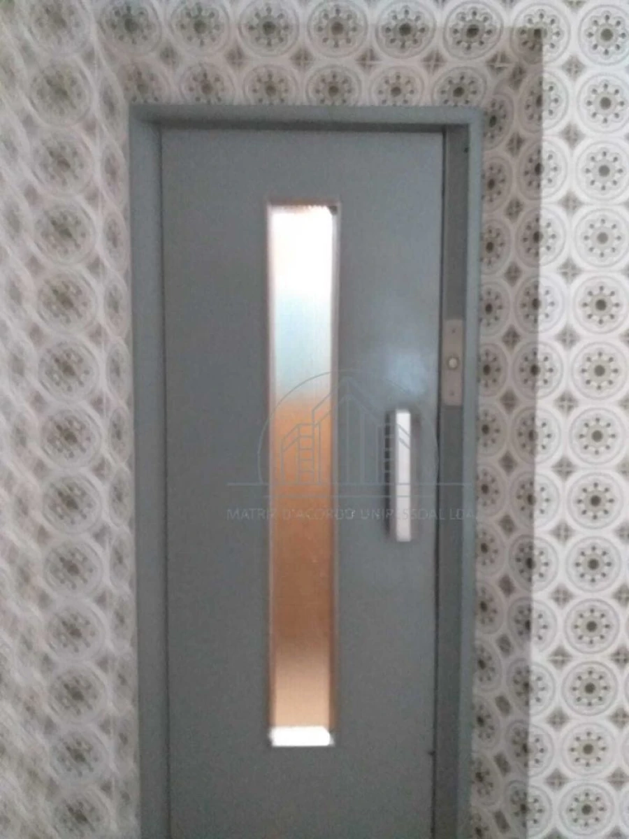 Apartamento T1 para Arrendamento em Porto Foto 3