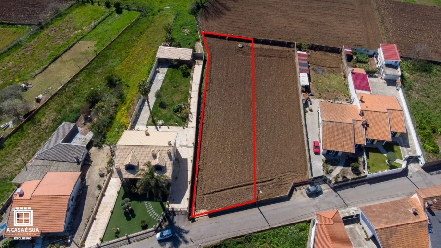 Terreno P/ Prédio para Venda em Arada Foto 3